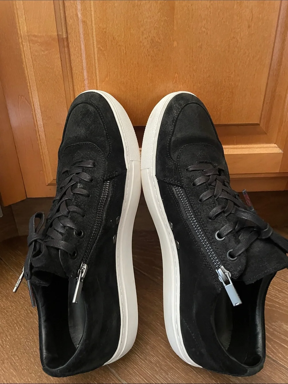 Hugo Boss Men's Black Suede Low-Top Sneakers